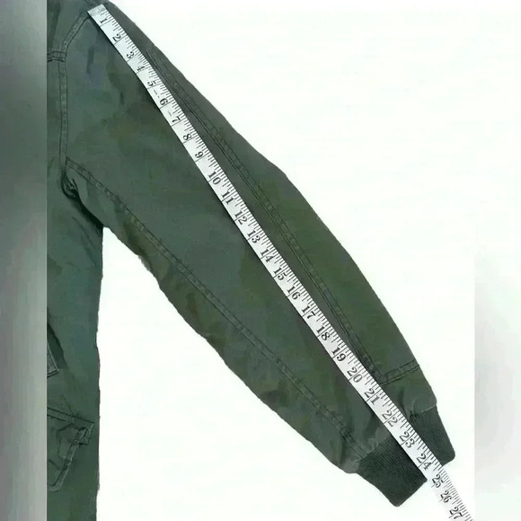 Abercrombie & Fitch Womens Olive Faux Fur Hooded Parka Military Jacket Small - Picture 11 of 12